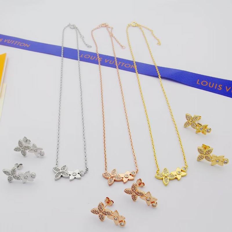 LV Necklace 03ly210