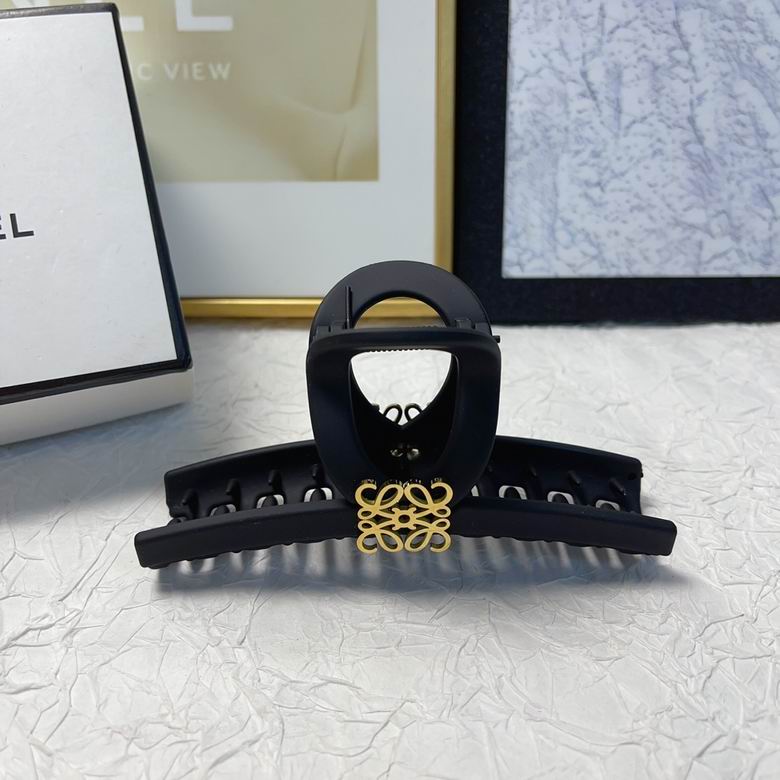 Loewe Hair Grab  Clip  0417
