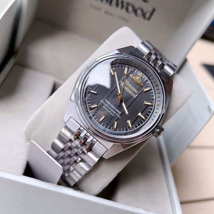 Vivienne Westwood 39mm 121815