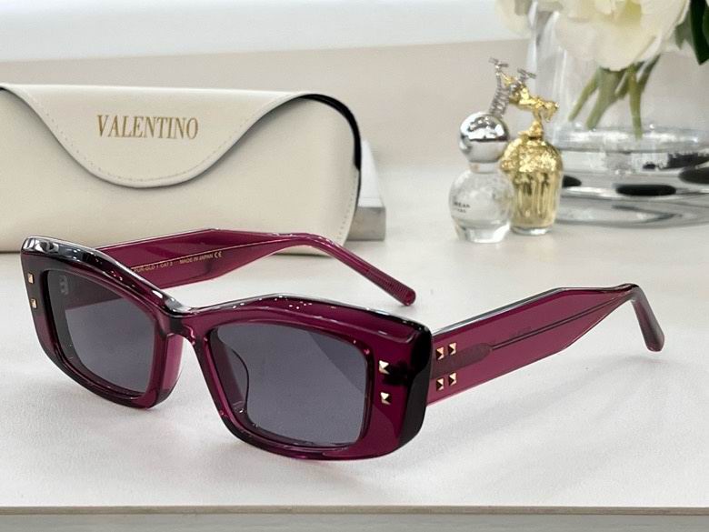 2025 Valentino Glasses 0827