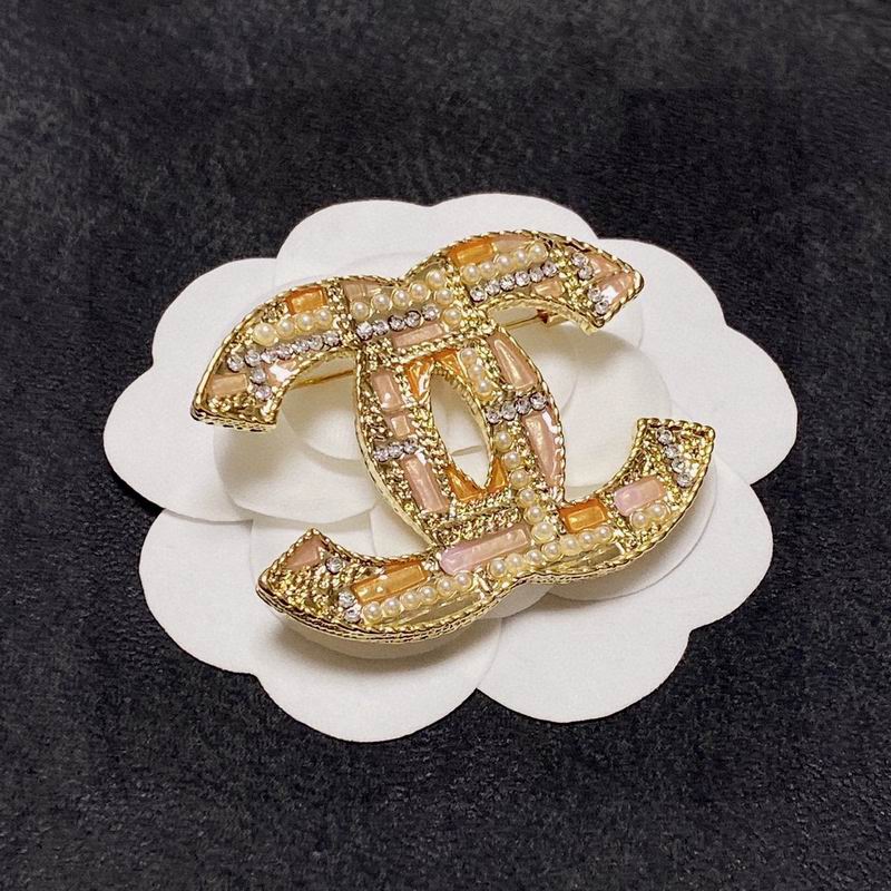 Chanel Brooch 1lyx14