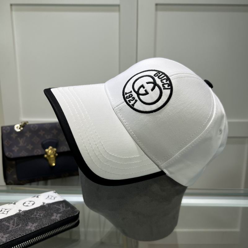 25 Gucci Cap  1031