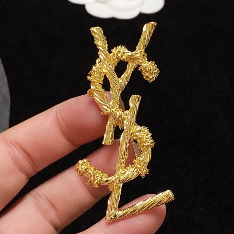 YSL Brooch 9lyr25