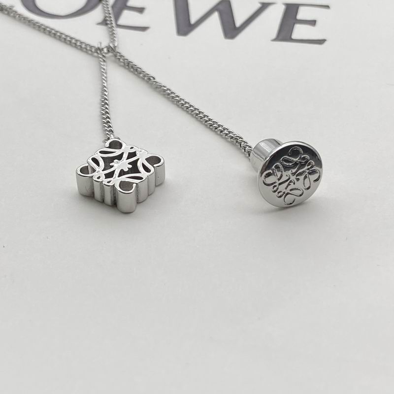 Loewe necklace 0920
