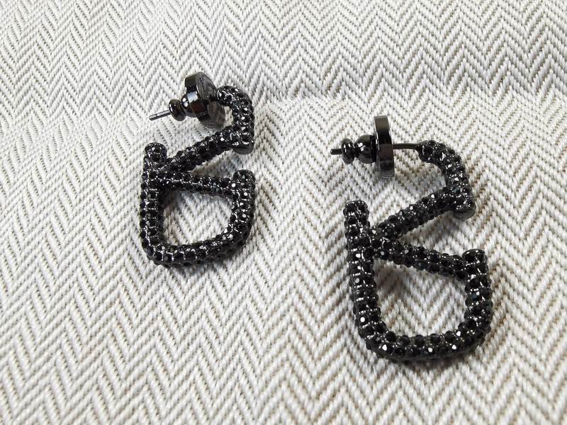 Valentino earring 11lyx21