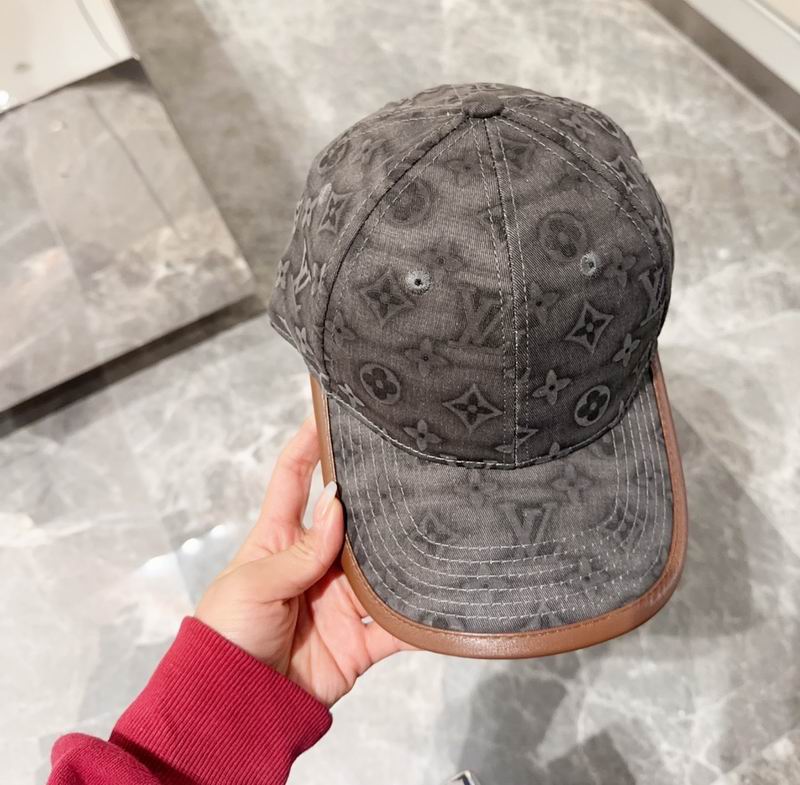 LV Cap 031028
