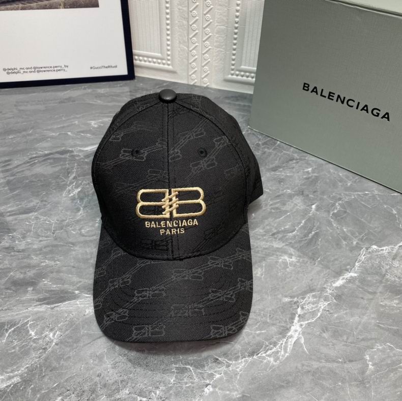 Gucci X Balenciaga 032411