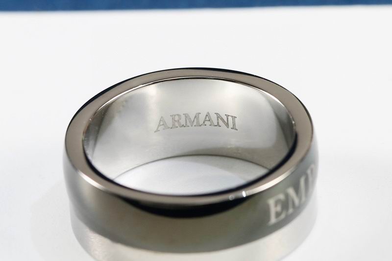 Armani Ring lyr6