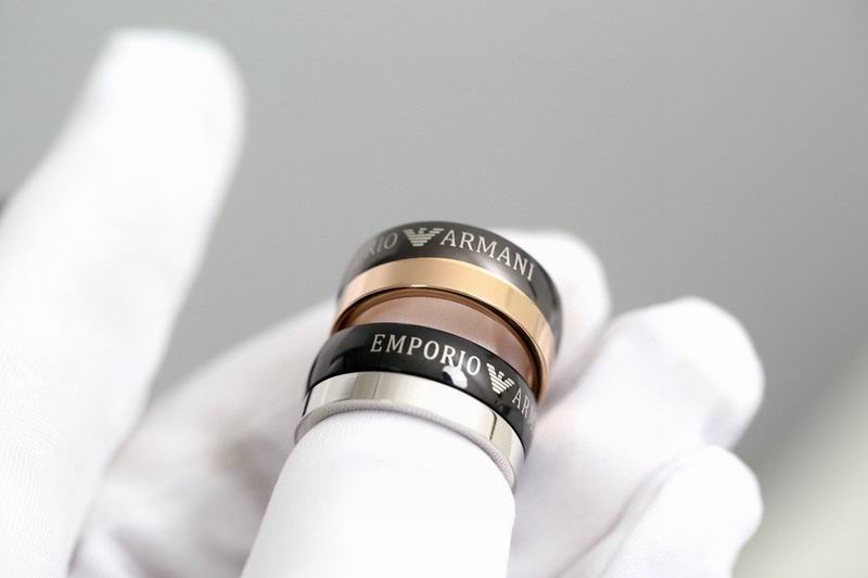 Armani Ring lyr6