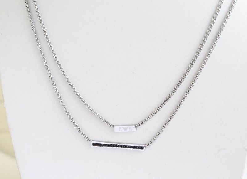 Armani necklace 11lyx4