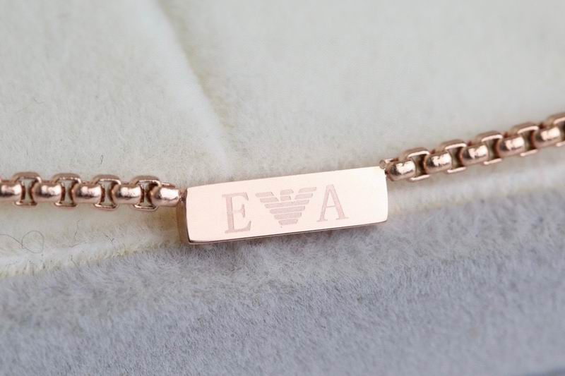 Armani necklace 11lyx4