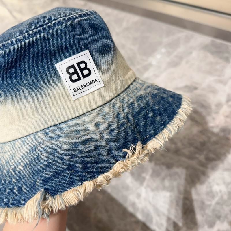 Balenciaga hat 010736