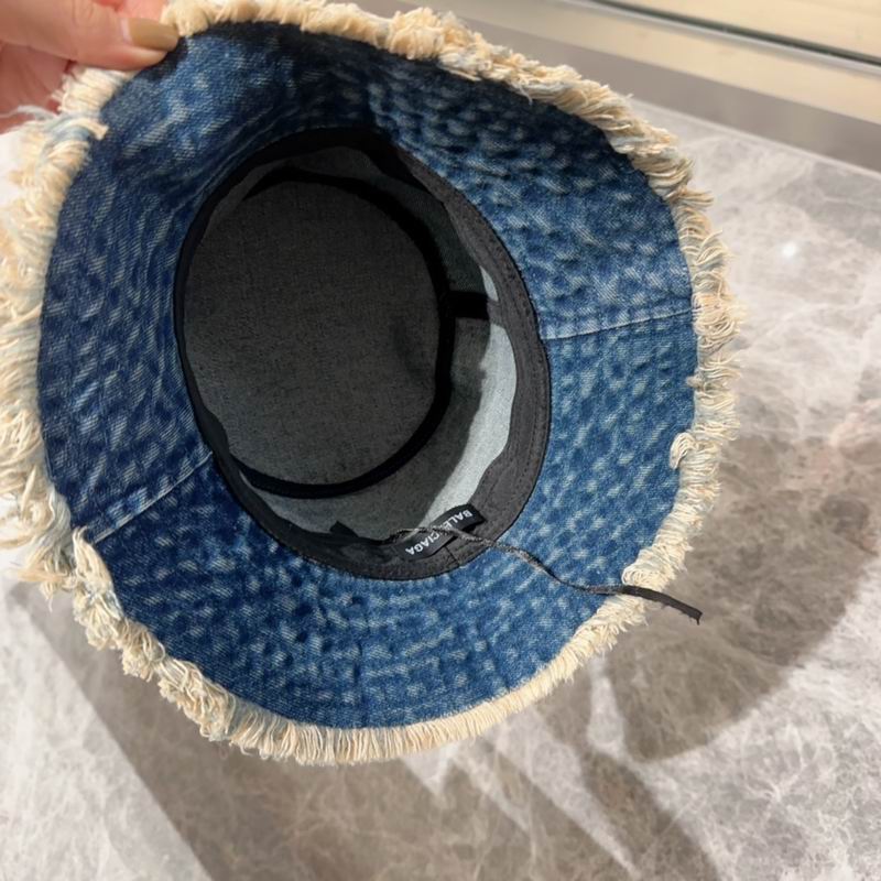 Balenciaga hat 010736