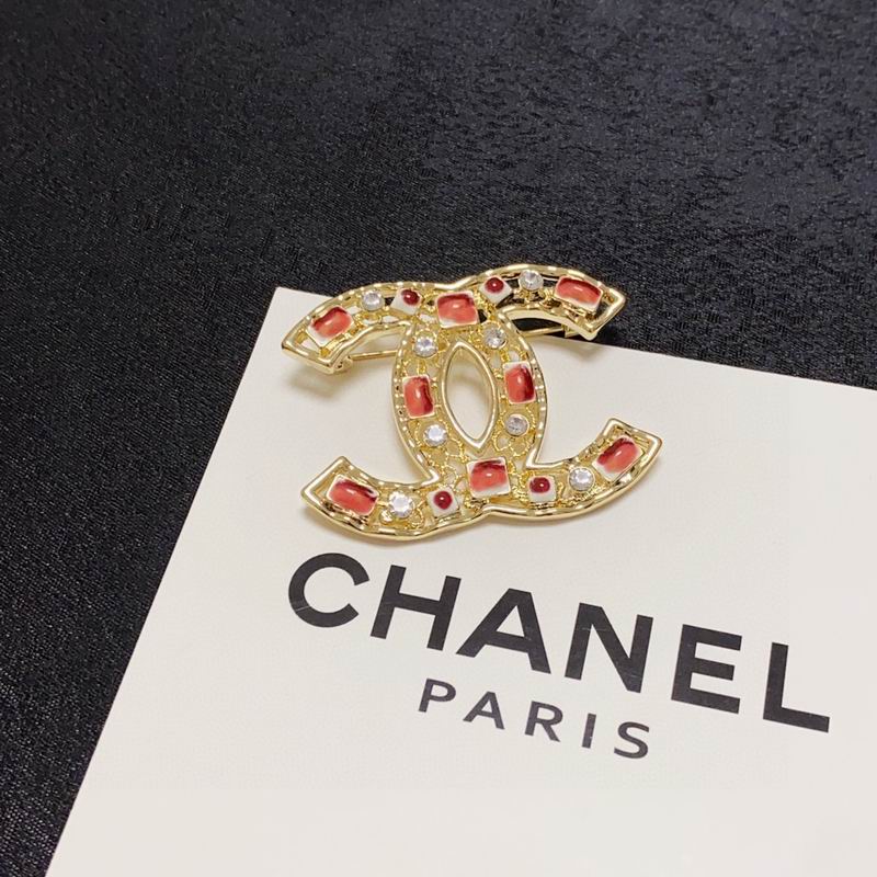Chanel Brooch 1lyx1