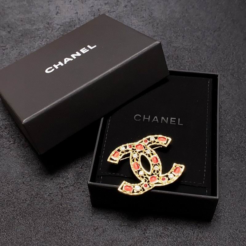 Chanel Brooch 1lyx1
