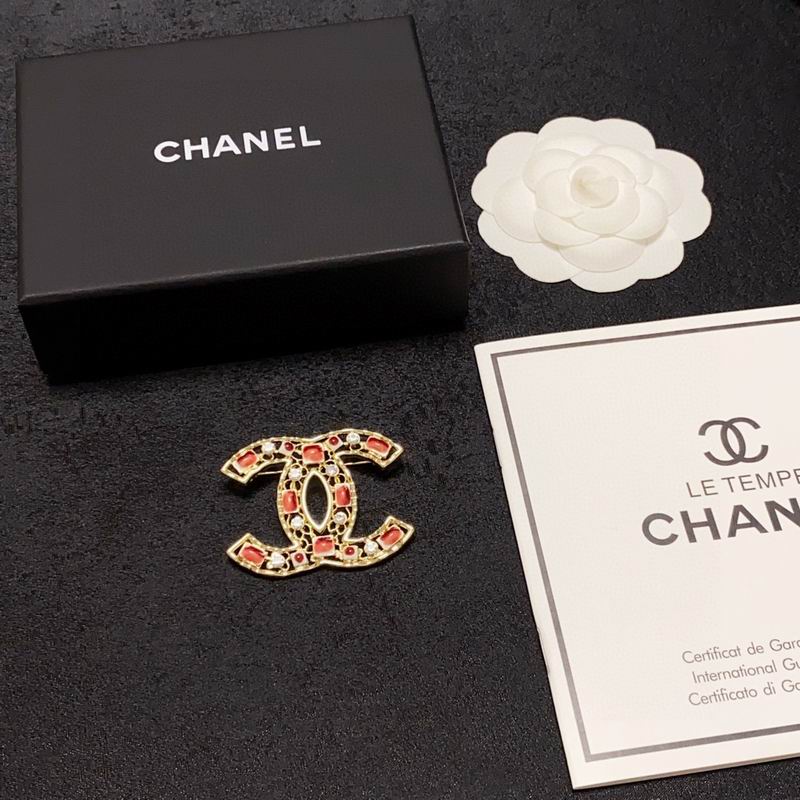 Chanel Brooch 1lyx1