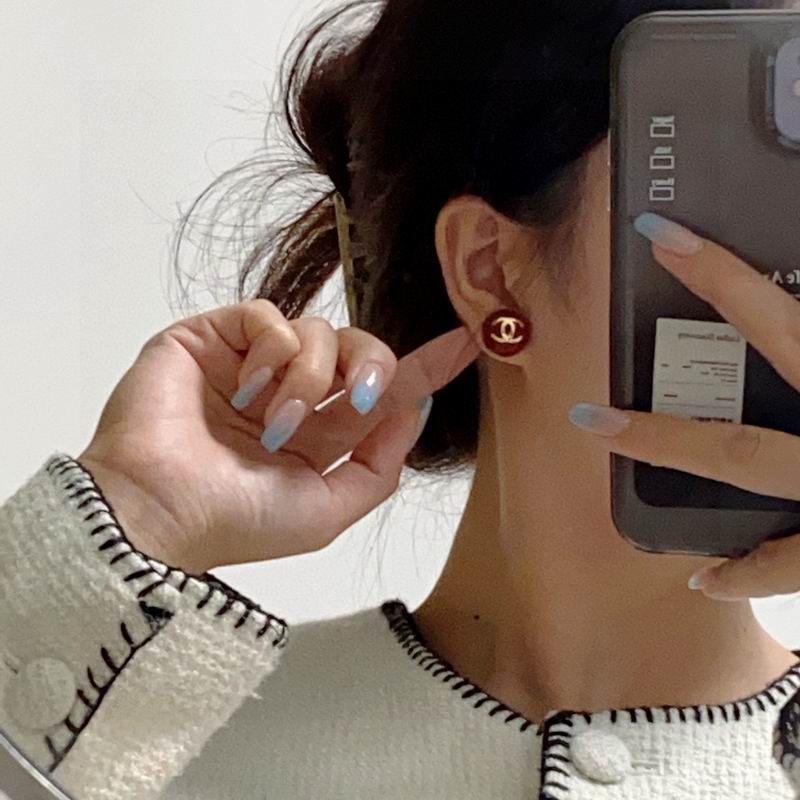 Chanel earing 1lyx1