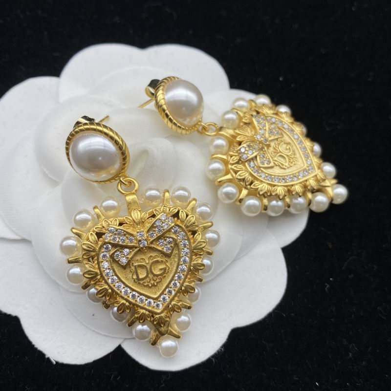 DG Earring lyr61