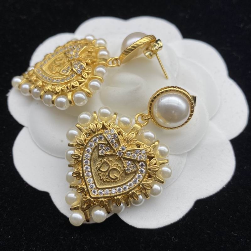 DG Earring lyr61