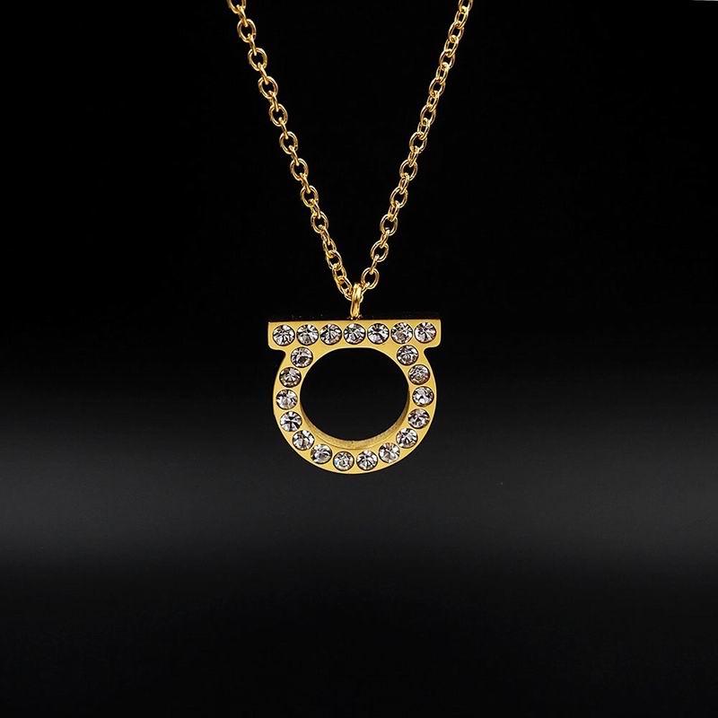 Ferragamo necklace 11lyr1