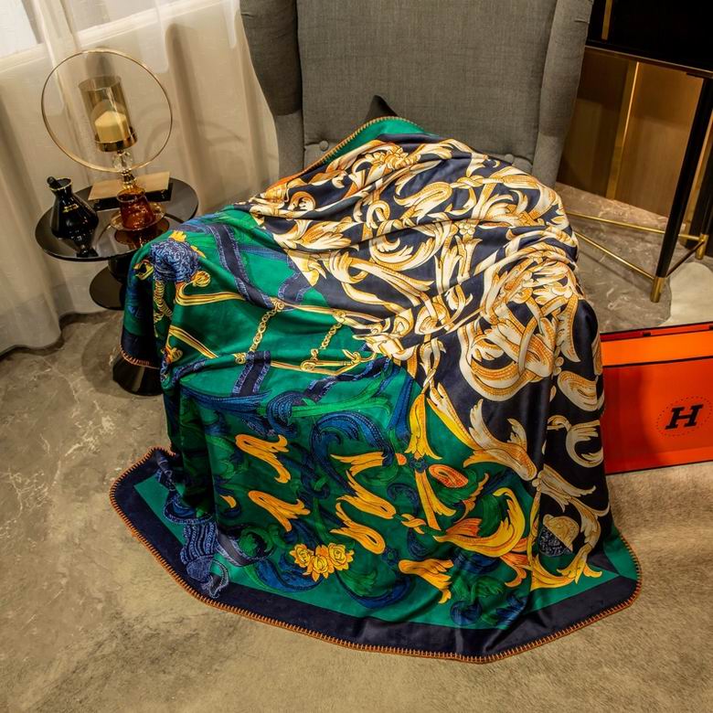 Hermes 1.5x1.5m 1.5x2.0m 2.0x2.3m 49