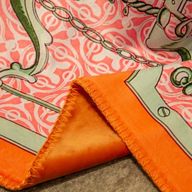 Hermes 1.5x1.5m 1.5x2.0m 2.0x2.3m 52
