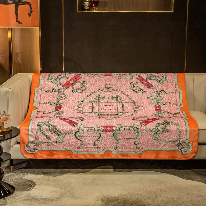 Hermes 1.5x1.5m 1.5x2.0m 2.0x2.3m 52