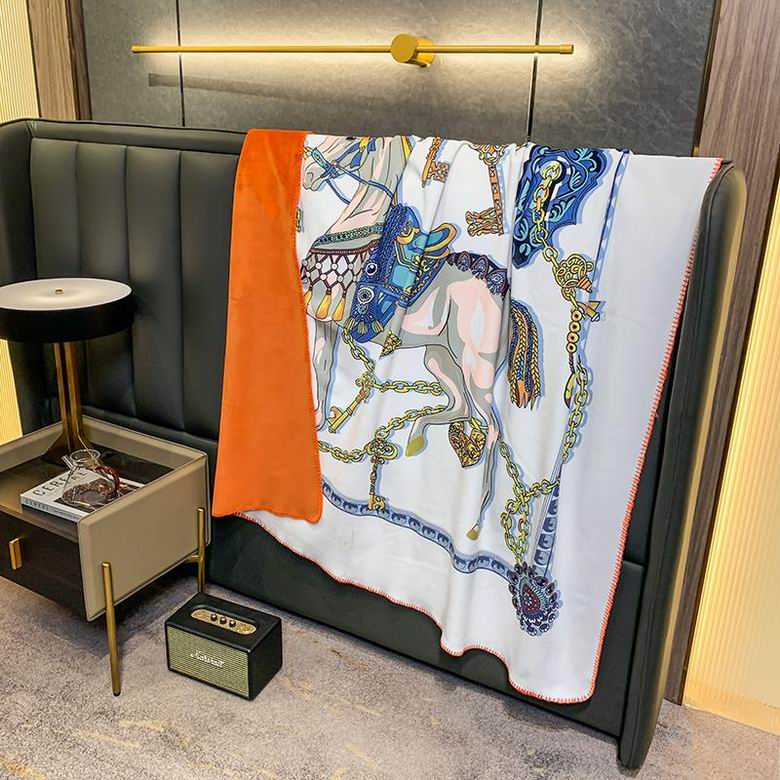 Hermes 1.5x1.5m 1.5x2.0m 2.0x2.3m 43