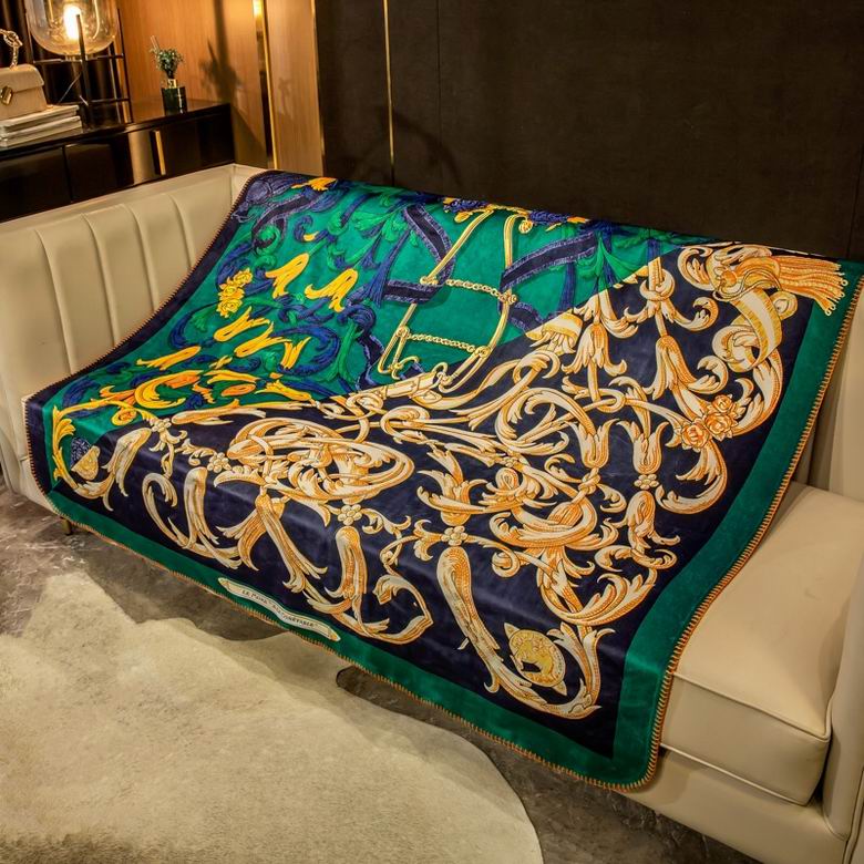 Hermes 1.5x1.5m 1.5x2.0m 2.0x2.3m 49