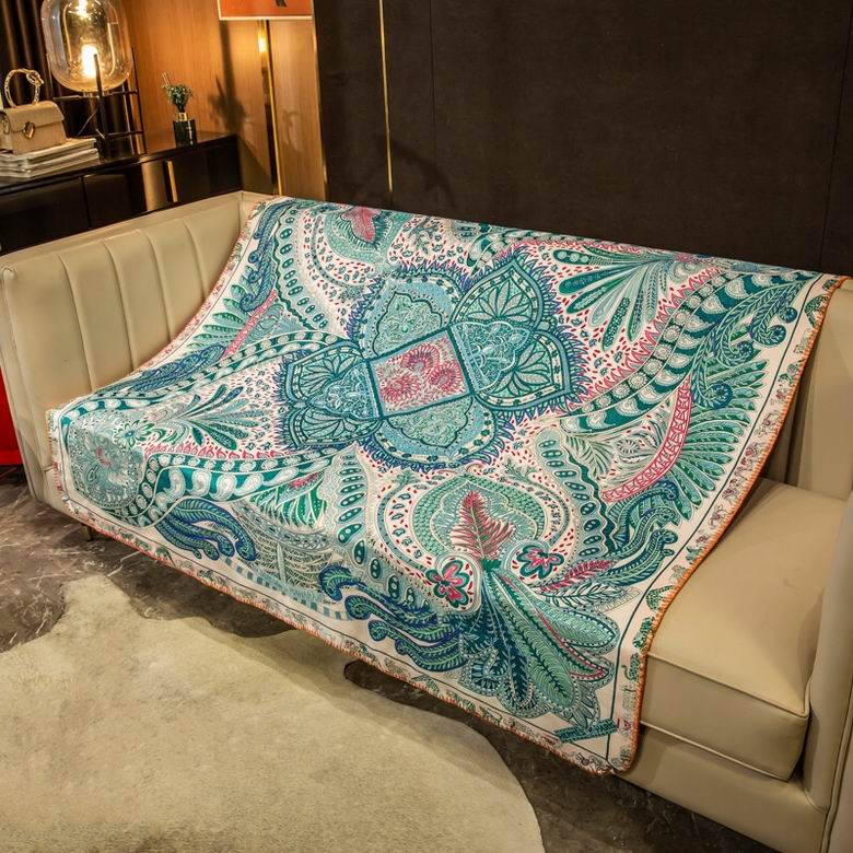 Hermes 1.5x1.5m 1.5x2.0m 2.0x2.3m 51