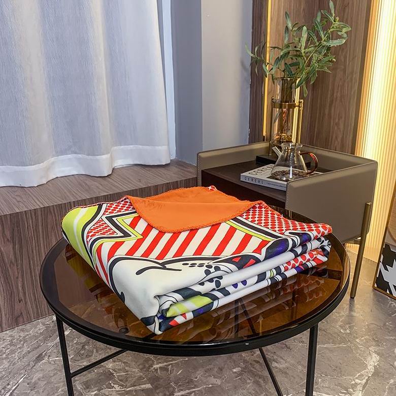 Hermes 1.5x1.5m 1.5x2.0m 2.0x2.3m 39