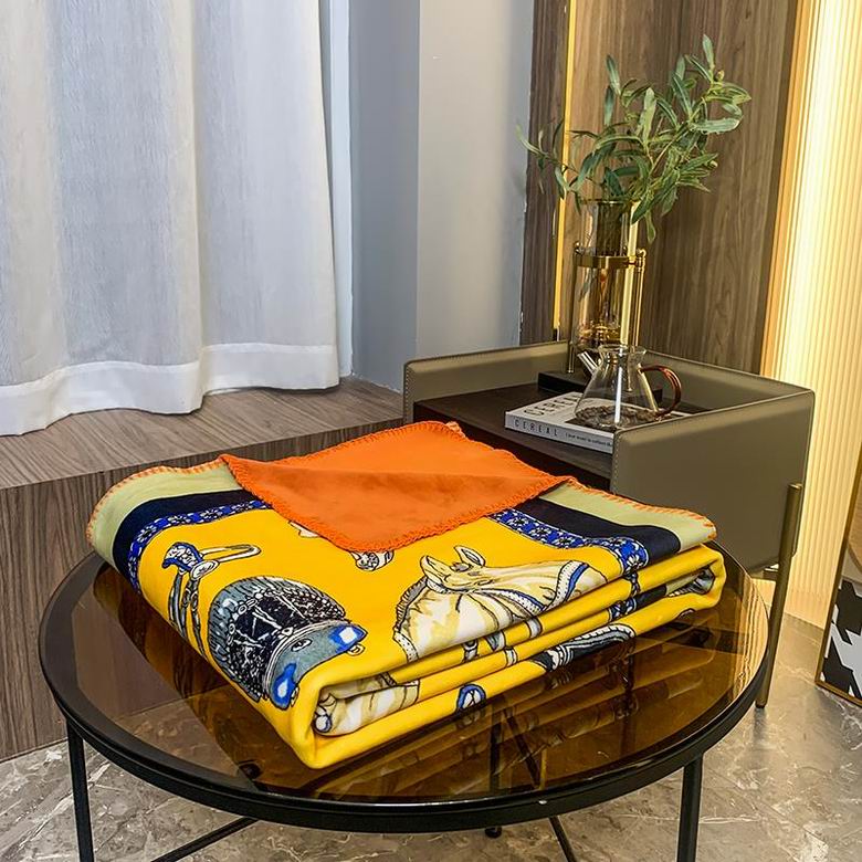 Hermes 1.5x1.5m 1.5x2.0m 2.0x2.3m 44