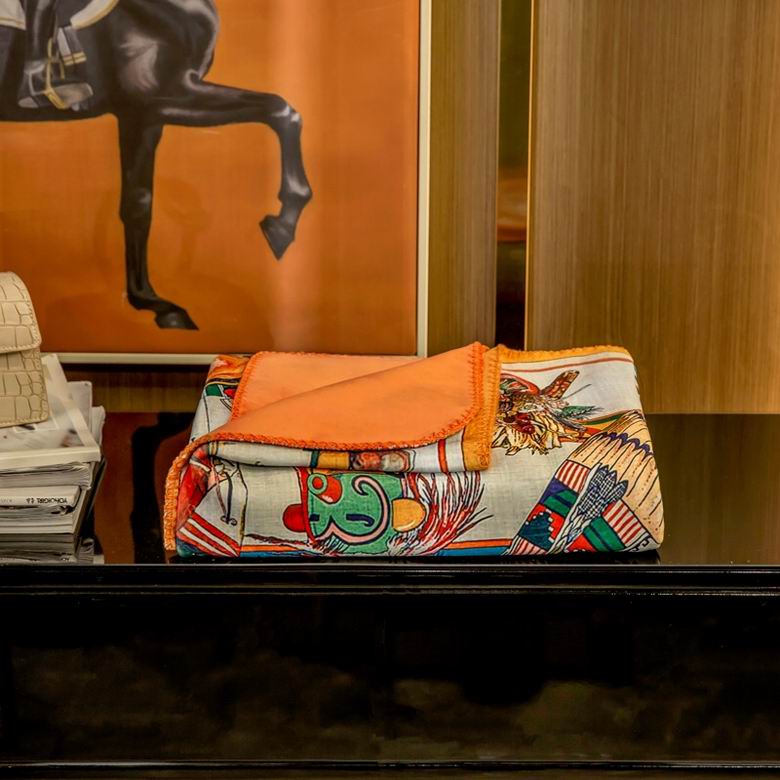 Hermes 1.5x1.5m 1.5x2.0m 2.0x2.3m 50