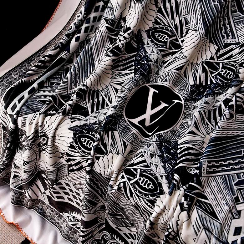 LV 1.5x1.5m 1.5x2.0m 2.0x2.3m 04