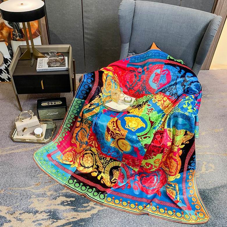 Versace 1.5x1.5m 1.5x2.0m 2.0x2.3m 34