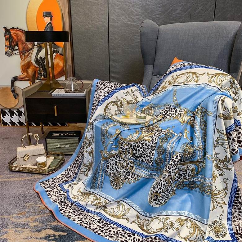 Versace 1.5x1.5m 1.5x2.0m 2.0x2.3m 35