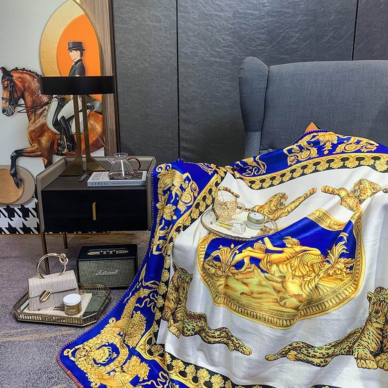 Versace 1.5x1.5m 1.5x2.0m 2.0x2.3m 33