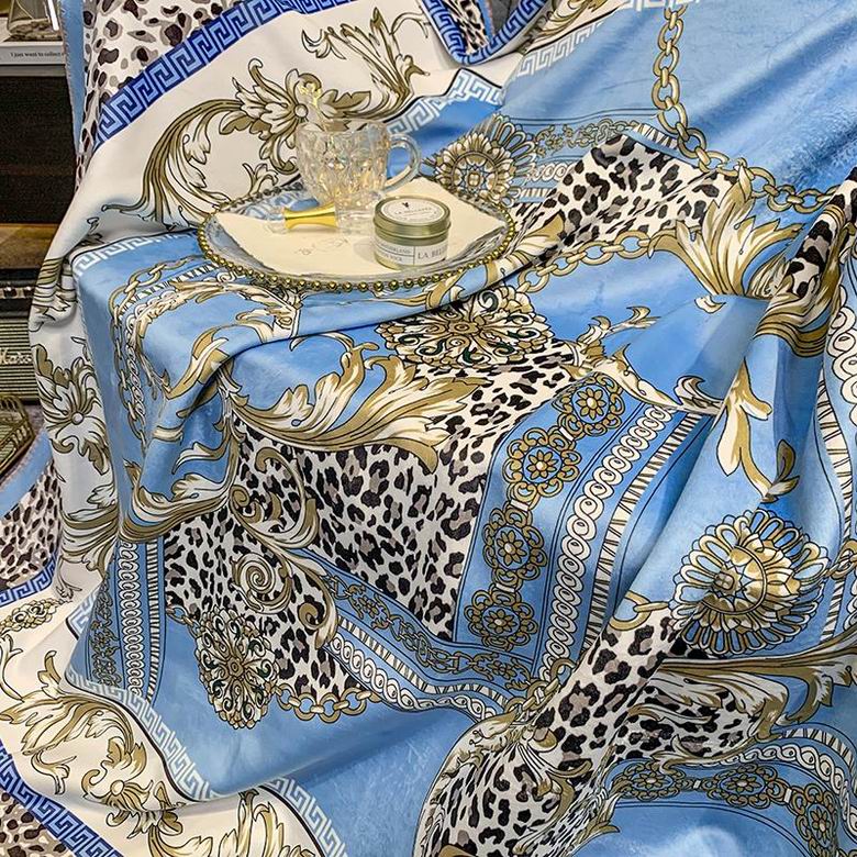 Versace 1.5x1.5m 1.5x2.0m 2.0x2.3m 35