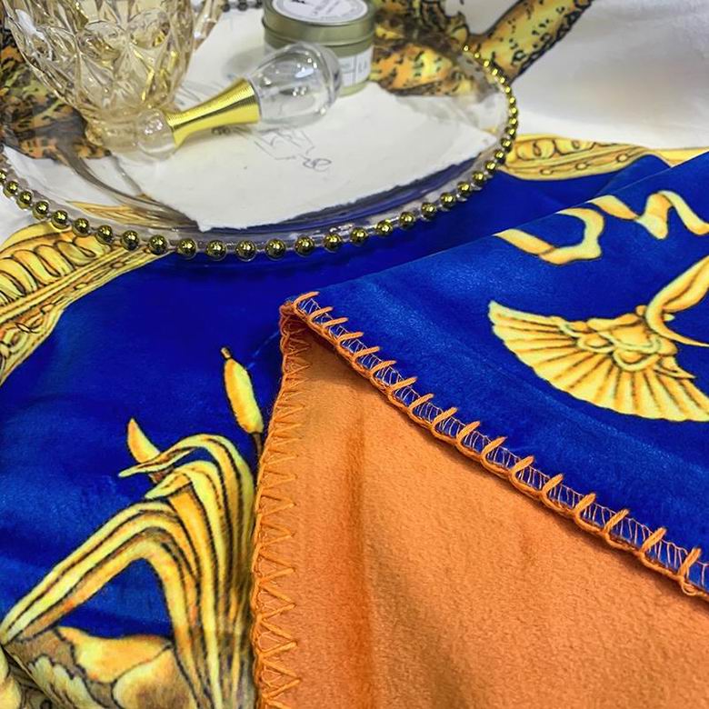 Versace 1.5x1.5m 1.5x2.0m 2.0x2.3m 33