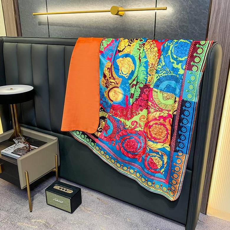 Versace 1.5x1.5m 1.5x2.0m 2.0x2.3m 34