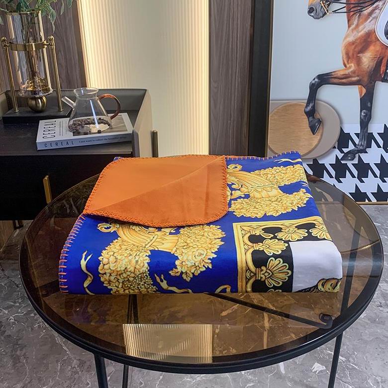 Versace 1.5x1.5m 1.5x2.0m 2.0x2.3m 33