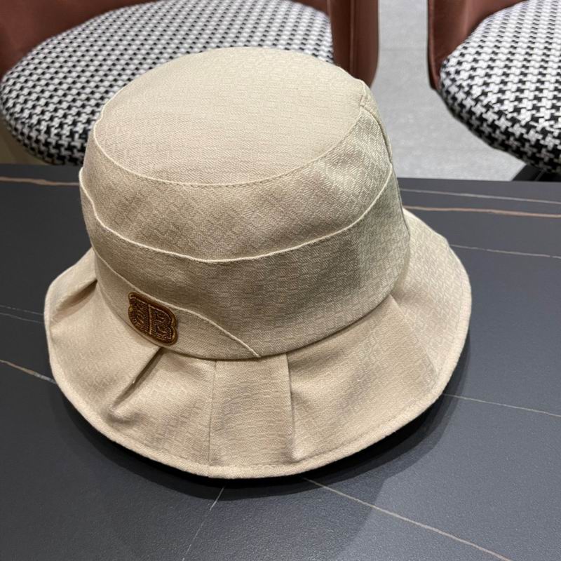Balenciaga hat 061802