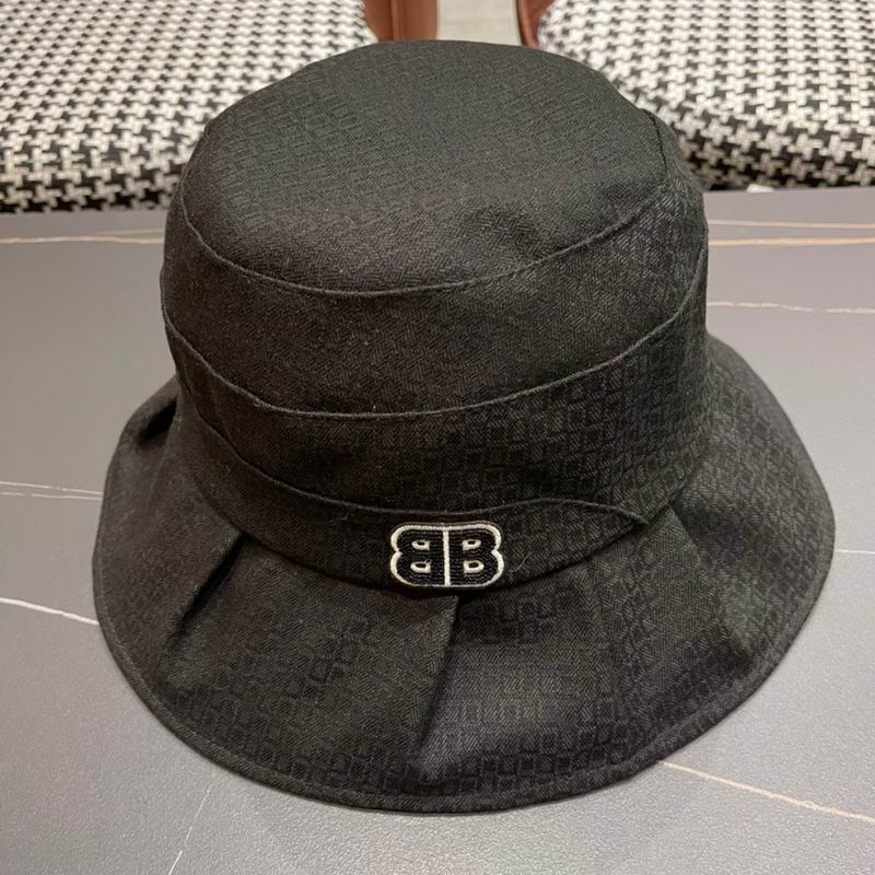 Balenciaga hat 061802