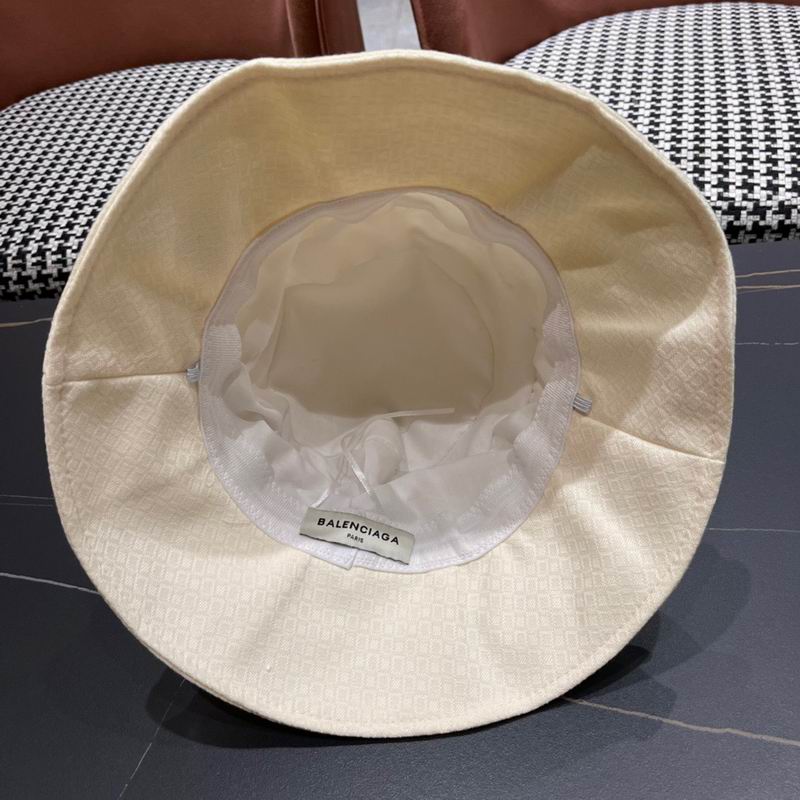 Balenciaga hat 061802
