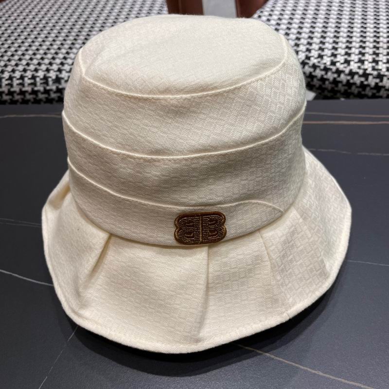 Balenciaga hat 061802