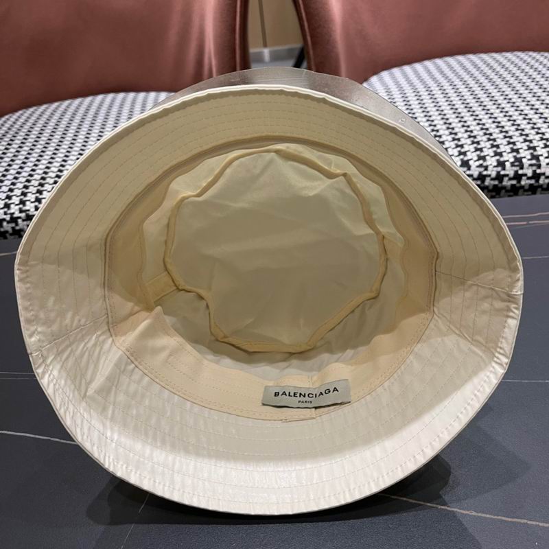 Balenciaga hat 062401