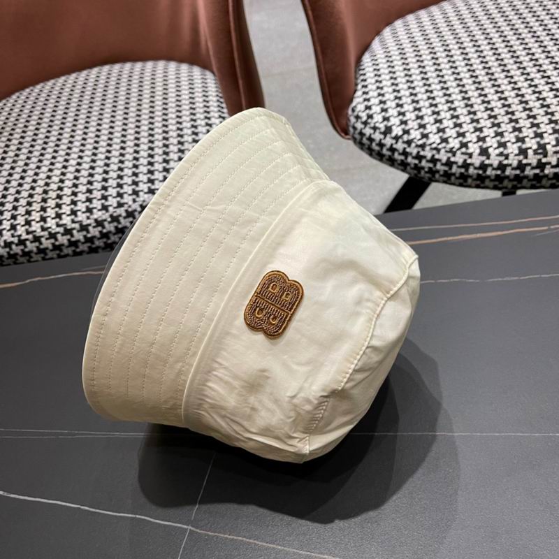 Balenciaga hat 062401