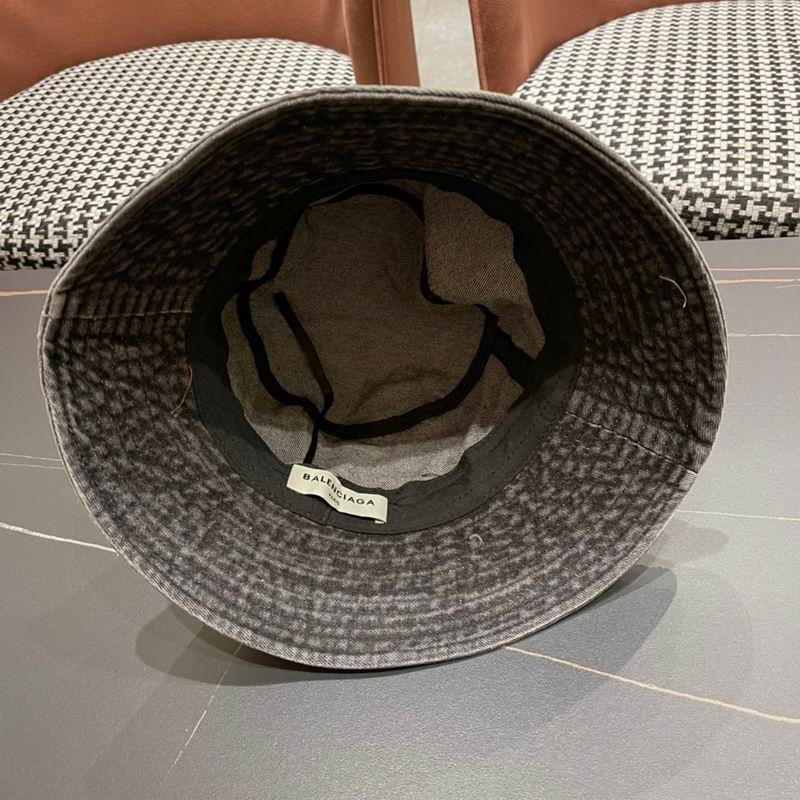 Balenciaga hat 061801