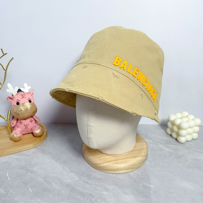 Balenciaga hat dx10