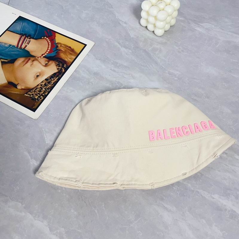 Balenciaga hat dx10